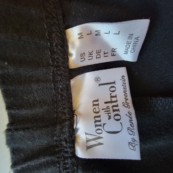 Women with Control by Renee Greenstein Cropped Pants - Picture 4 of 4